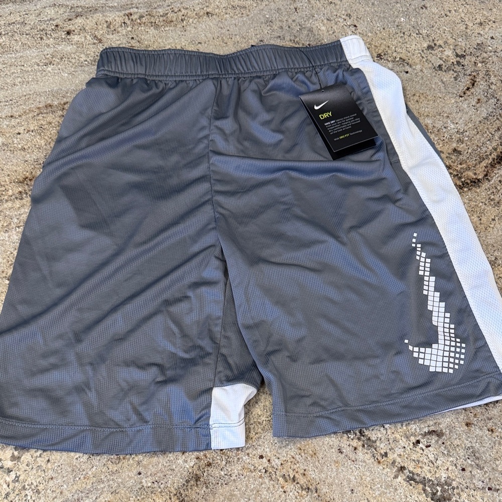 Nike Boys Athletic Shorts in Gray and White